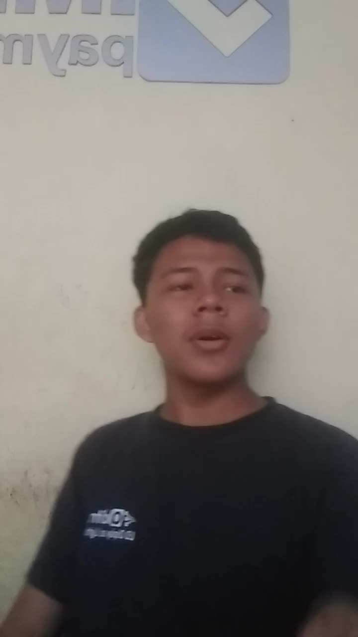 TINBS FADIL 17thn BOJONGGEDE BOGOR hobi menyayi dari kecil mudah mudahan bisa ikut audisi amin...