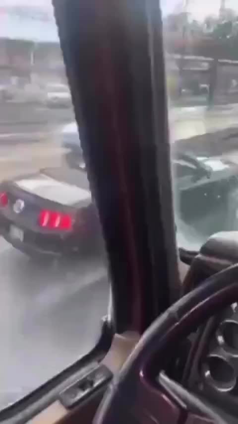 tau aja kalo 2 hari belum mandi