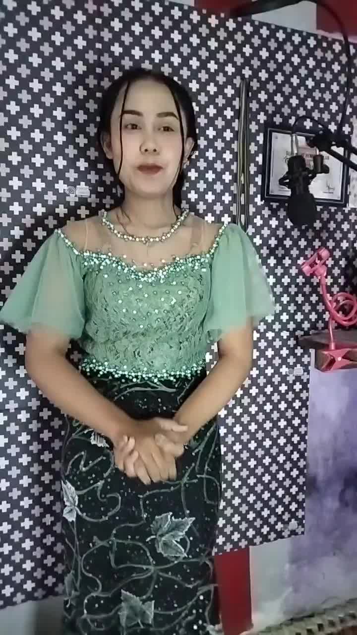 TheSinginBeeIndonesia_vipi_Talenta_(menyanyi)