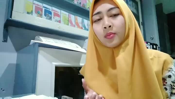 Avica Anggu R_21th_Tegal_