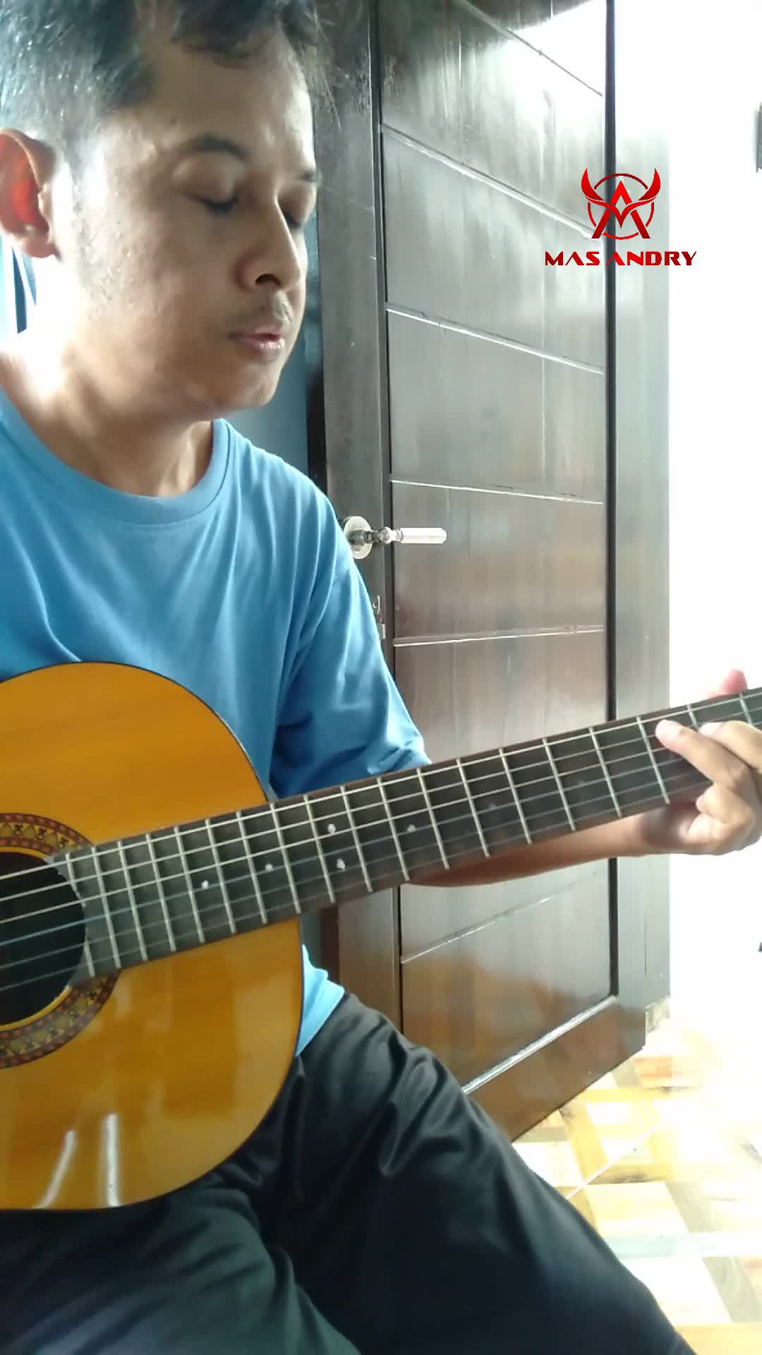 Jangan Tutup Dirimu    