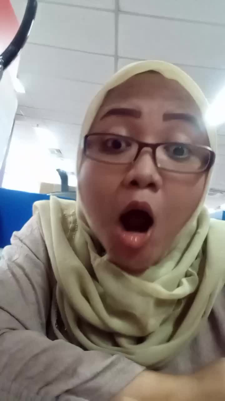beraninya bilang saya bohong yaa....vote saya ya gaesss.... 