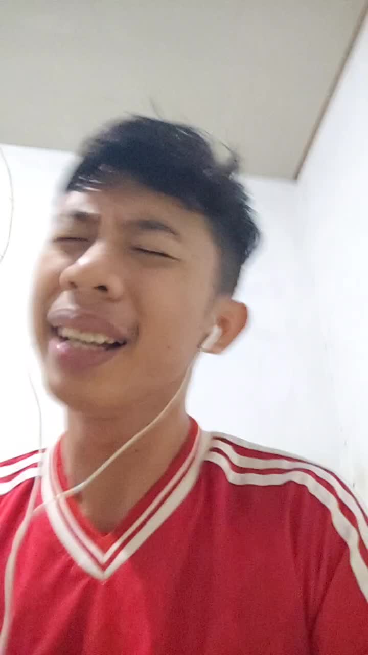 IDOL_XII MIKAEL BIMA 22 TAHUN ASAL KOTA NGABANG KALBAR  JUDUL LAGU ANDAIKAN KAU DATANG 
