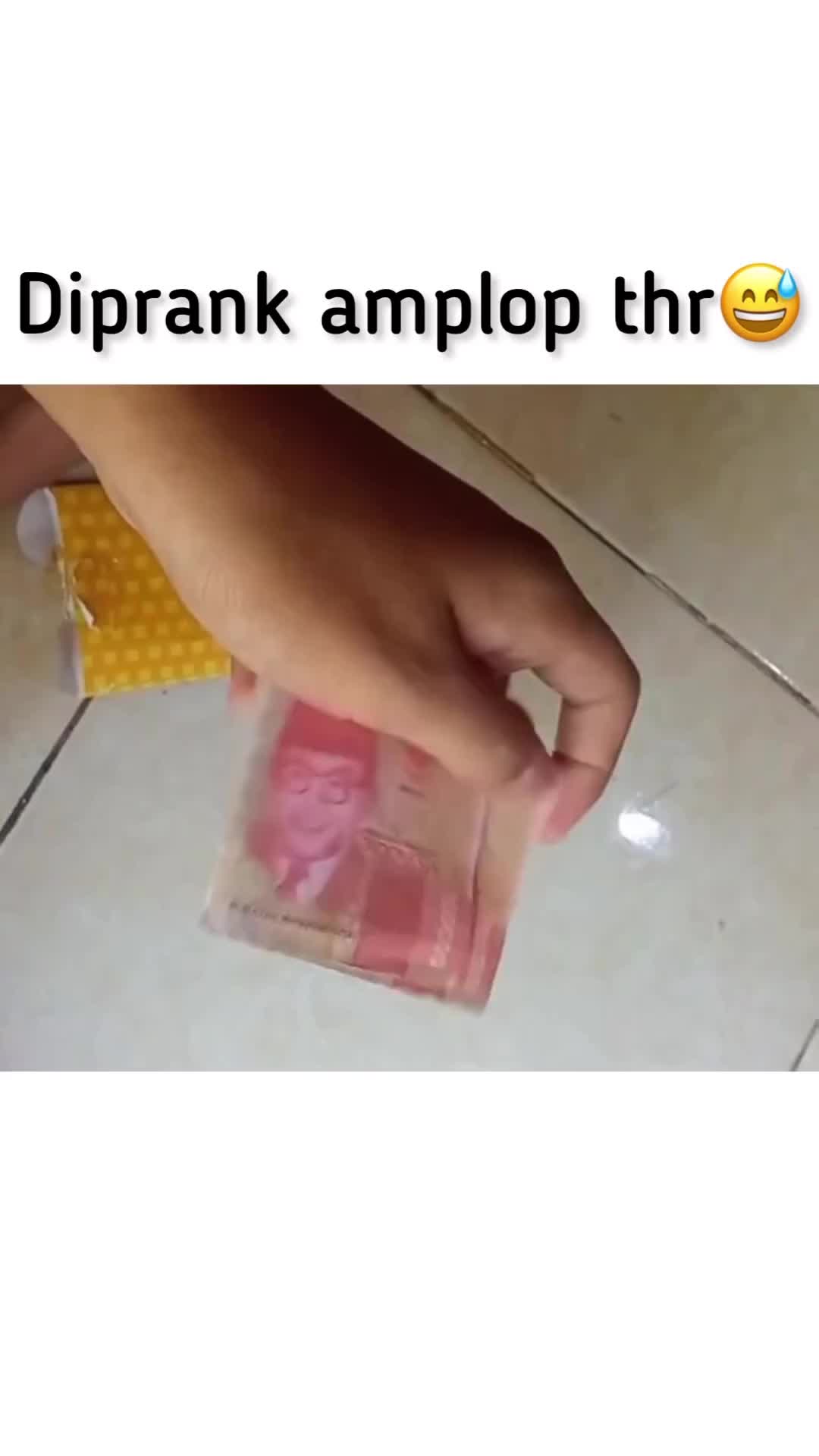 wkwkwkwkw prank!