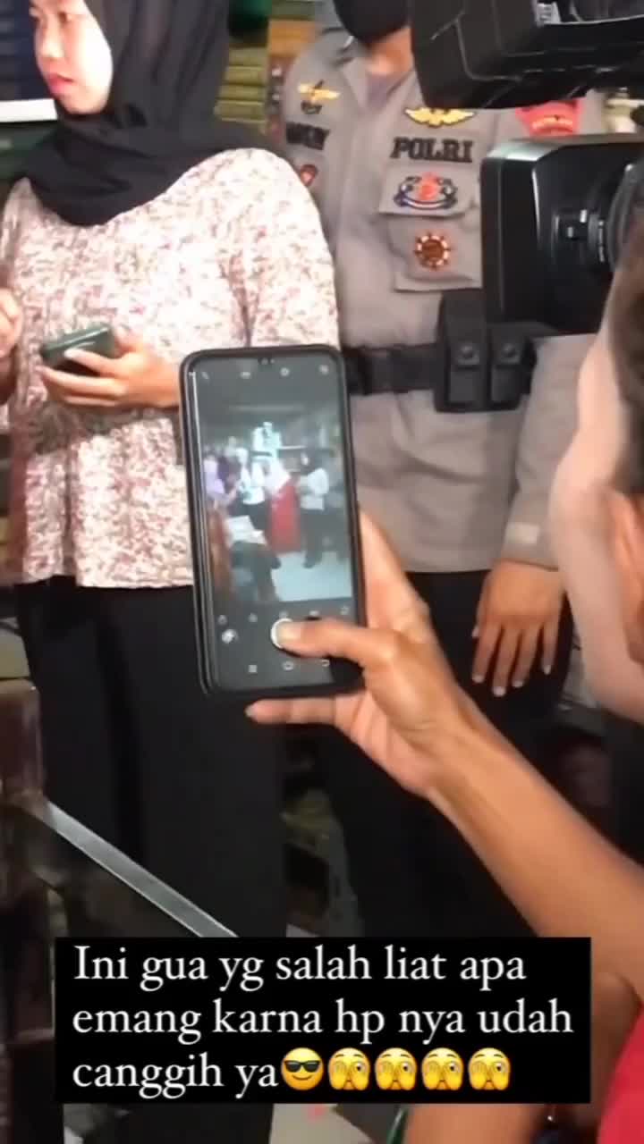 Ibunya Gamau Dengerin Omongan Netizen