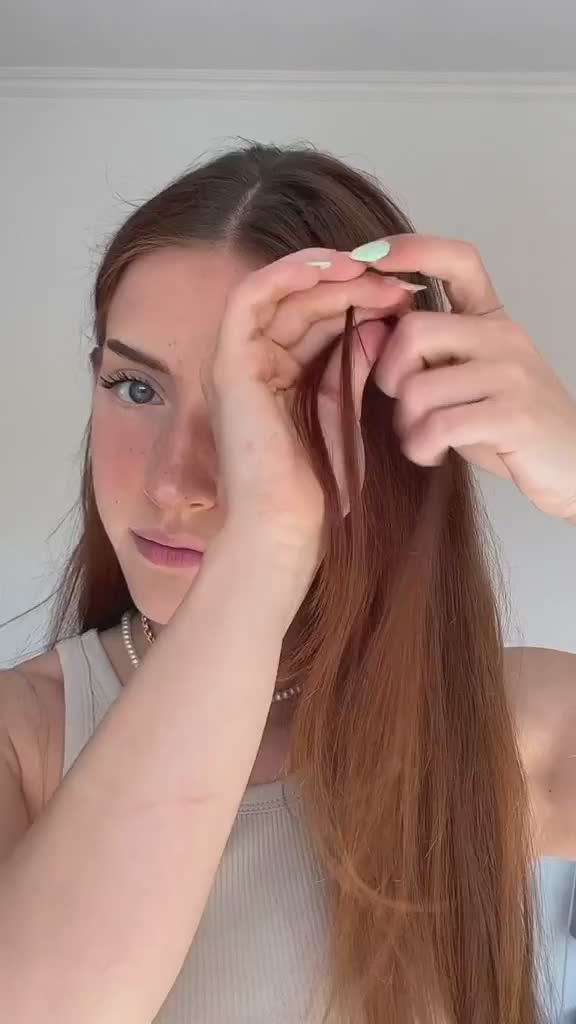 3 claw clips hairstyle idea