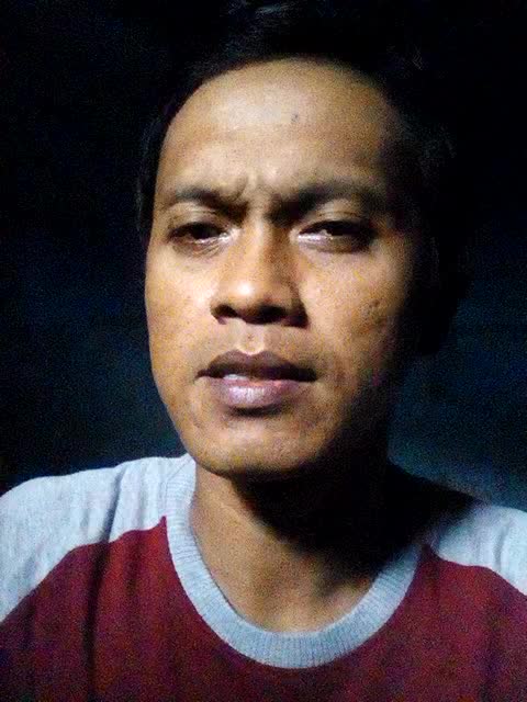 Aceng Kusaeri_34thn_Majalengka(Jawa Barat)_Sajadah Panjang. semoga lolos#voiceoframadhangtv