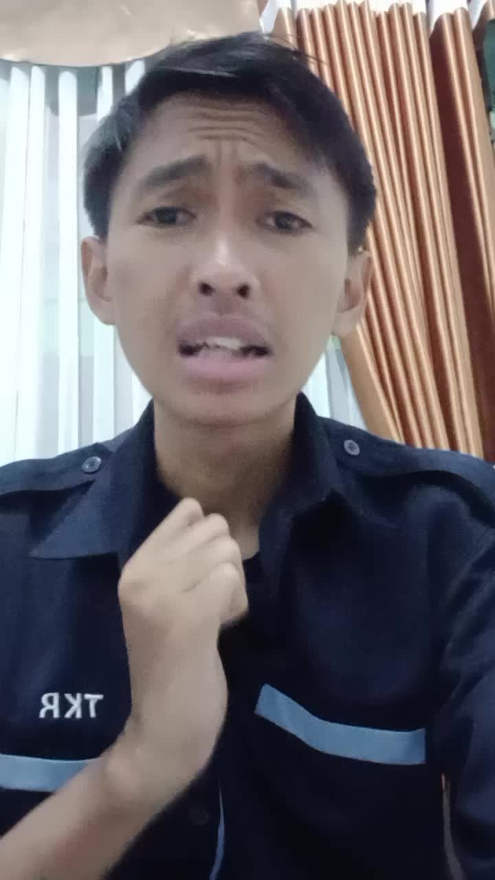 smoga ini rada pas dengan dialognya... 😁