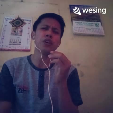 nama saya risqi asal dari Jakarta tujan ikut risingstar ini untuk mengangkat derajat orang tua saya .hoby saya menyanyi . semogaberhasil  🙏
