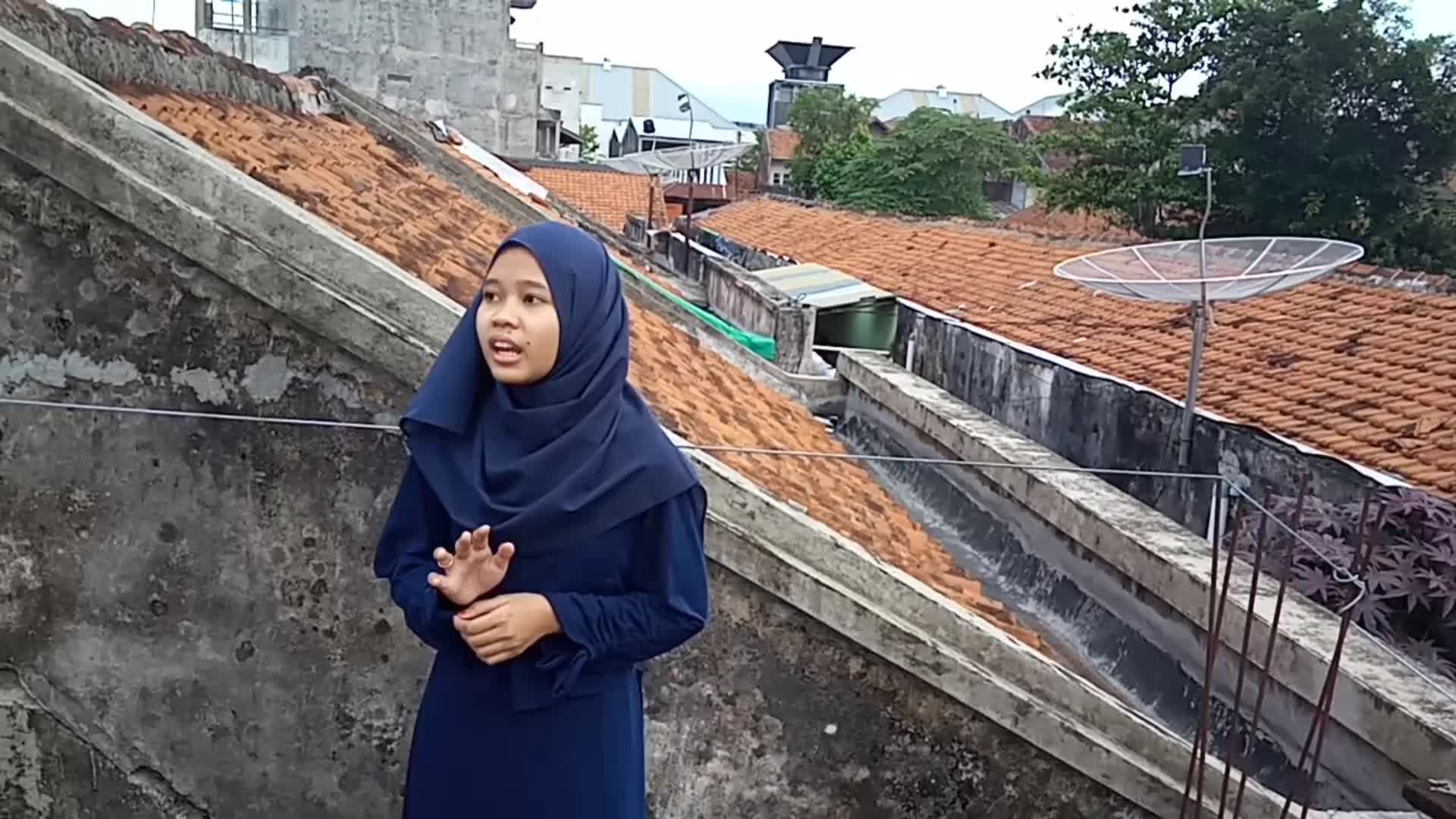 Isma Yuniarti_16 tahun_ Purworejo_Kalung Emas