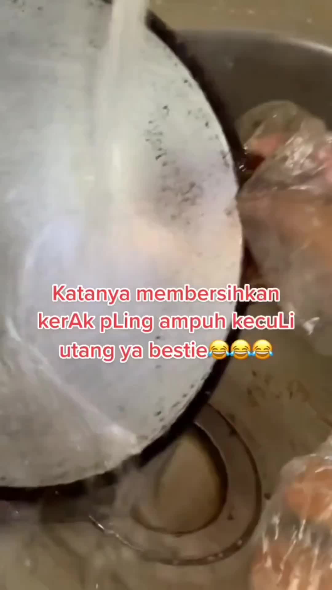 Widiiiiih. Panci gue jadi glowing lagi