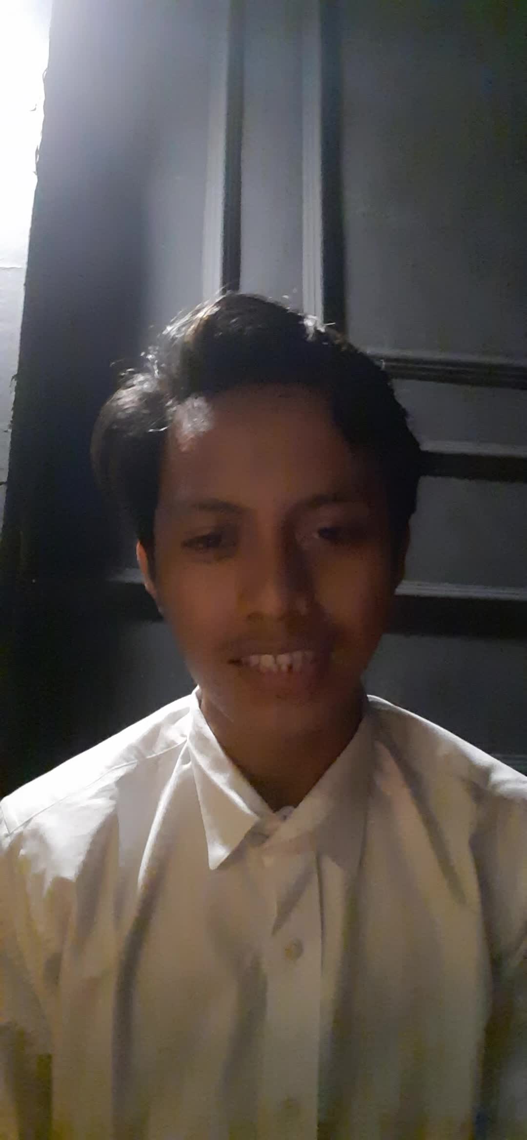 Tri Sultan Bulqiah_21 tahun_Taliwang, Sumbawa Barat_Sing Off Shalawat (Mix Shalawat)