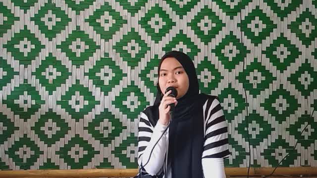 RIZKA SITI RAHMAWATI_18 TAHUN_TANGERANG_LAA ILAAHA ILLALLAH