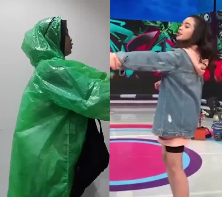 jadi telat 2 menit kan ini gua, mau pergi pake ditahan