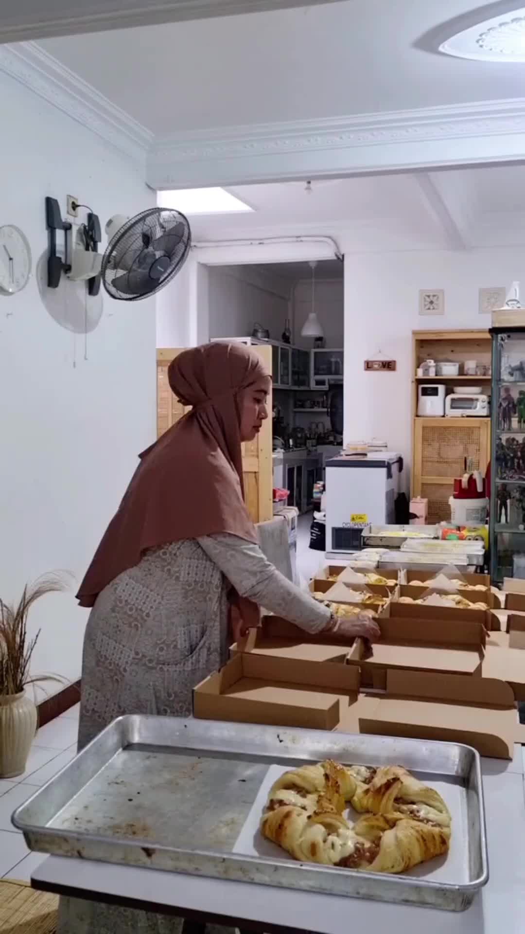 Uplot saja ndak apaa kok. Ini feed memang buat ajang pamer