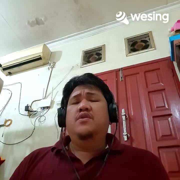 Aku Jatuh Cinta (Broery Marantika) Cover Mgs Ahmad Fadly Rizqon asal kota Palembang usia 37 tahun