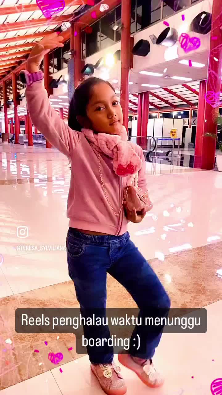 Dancer cilik luwes:Teresa 8thn. Instagram: teresa_sylviliana