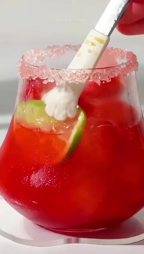 How to make strawberry mojito