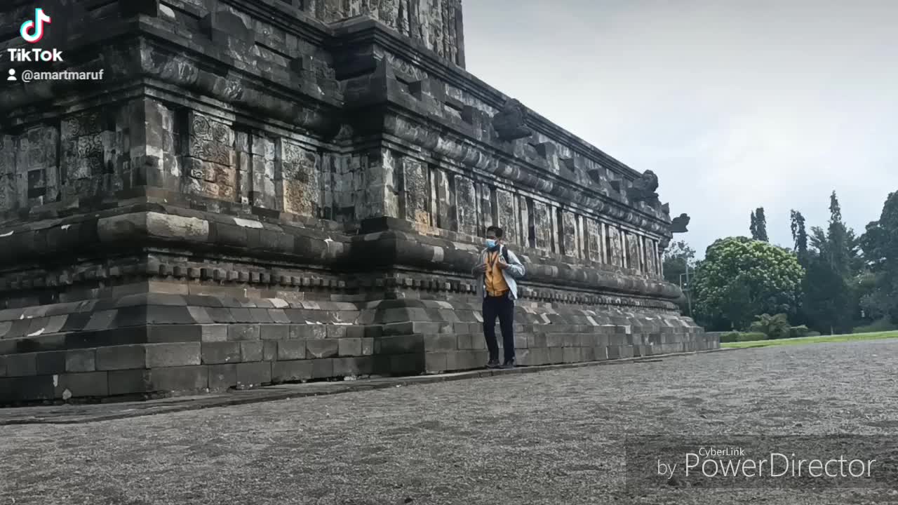 VLOG-