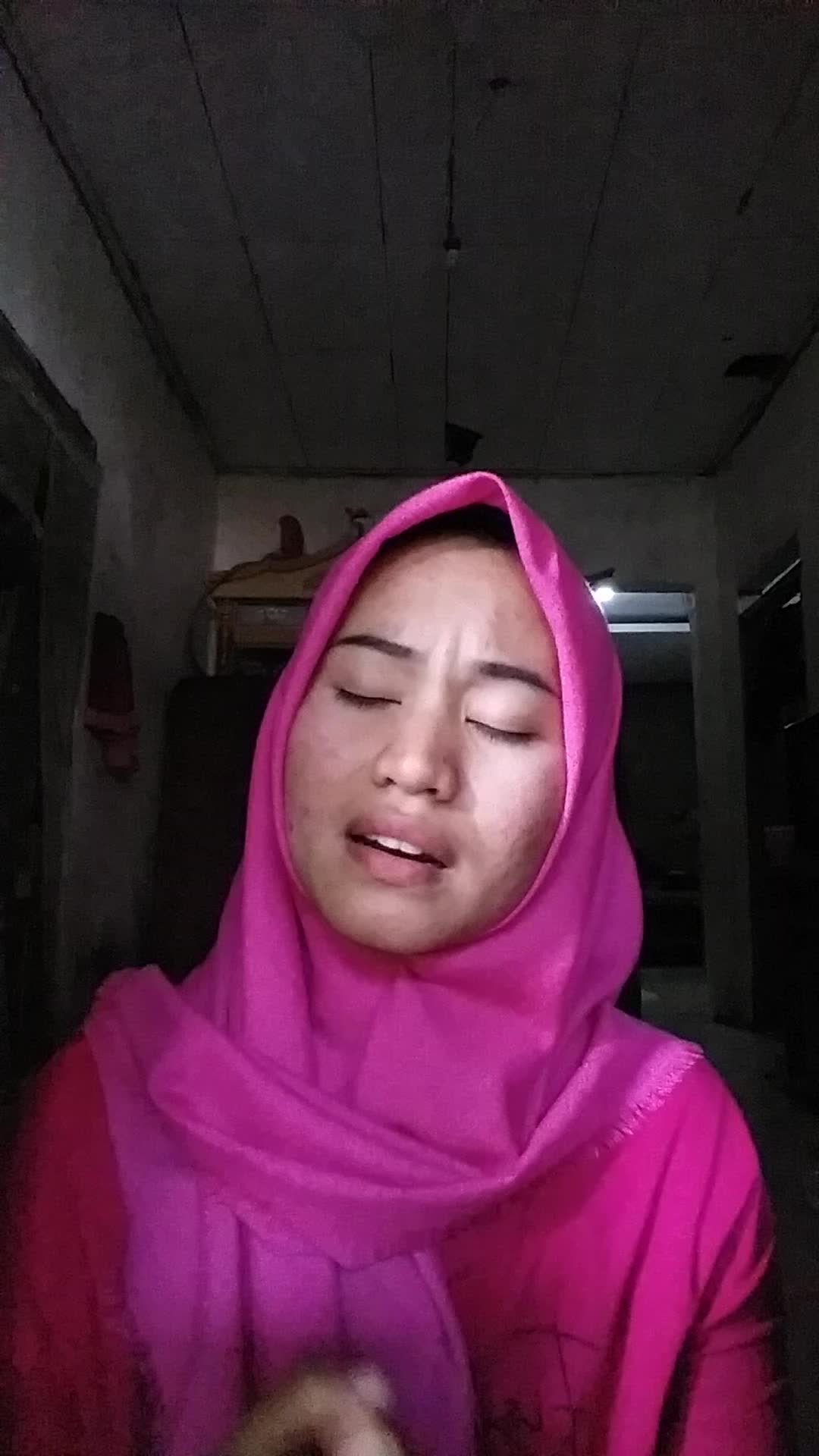Dewi puspita s. 25th kota bogor jawa barat .bagaikan Langit dan bumi.ingin bhgikan keluwaraga #onlineauditionringstarlandosiadangdut