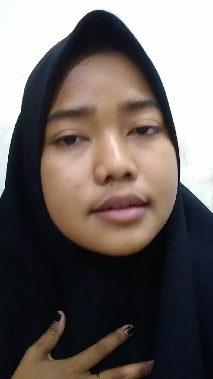 Nama HestiNurMeinati Umur 22thn Asal dari Bandung Cipatat Jawa barat Judul lagu Yatoiba 
