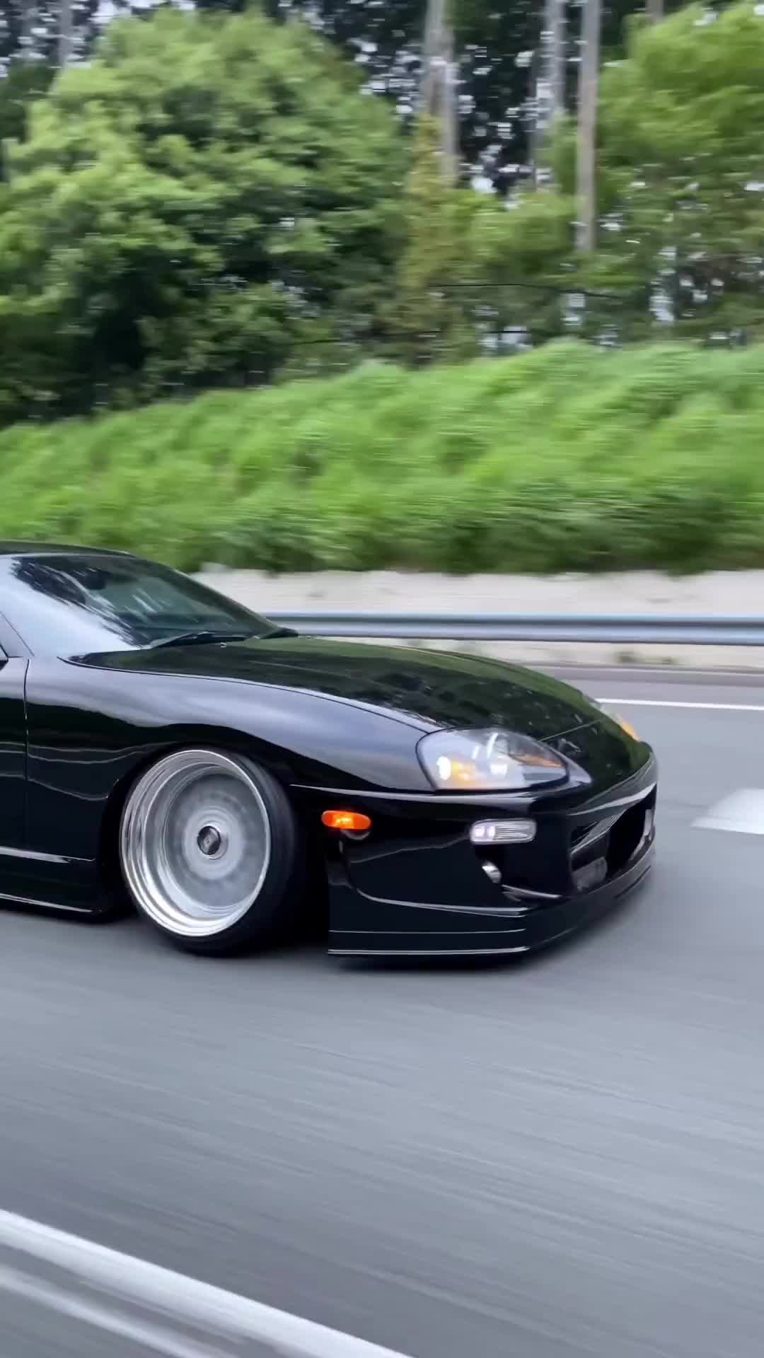jdm supra