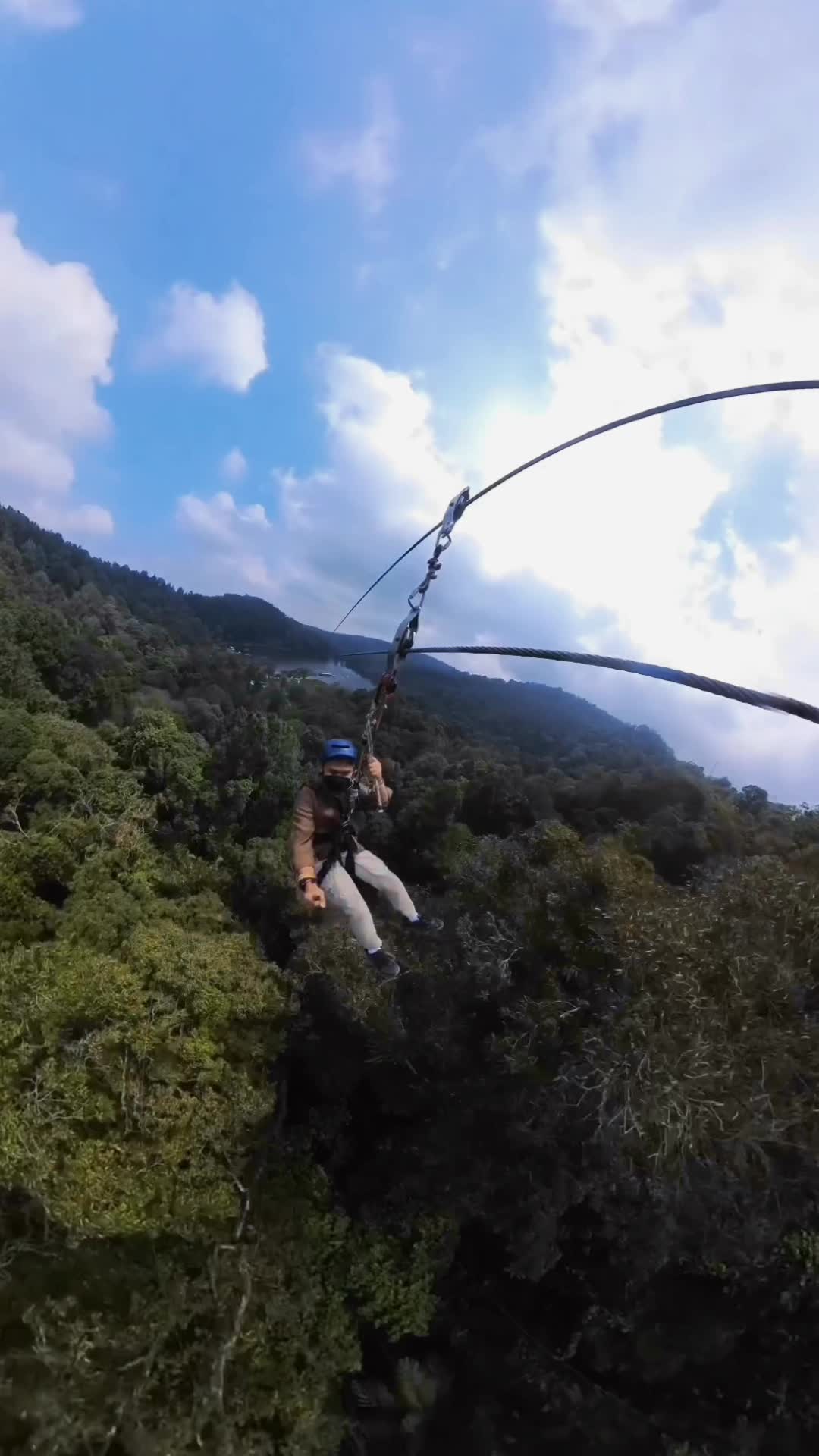 Keindahan lembah purba situ gunung sukabumi 