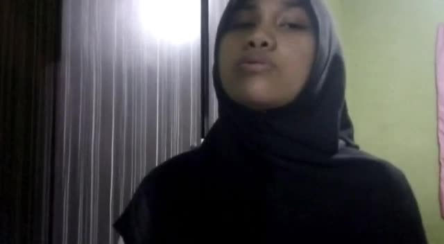 Nama: Anin widyastuti. umur: 18thn. kota: Tebing tinggi sumatra utara. judul lagu: ilahilastulil firdaus