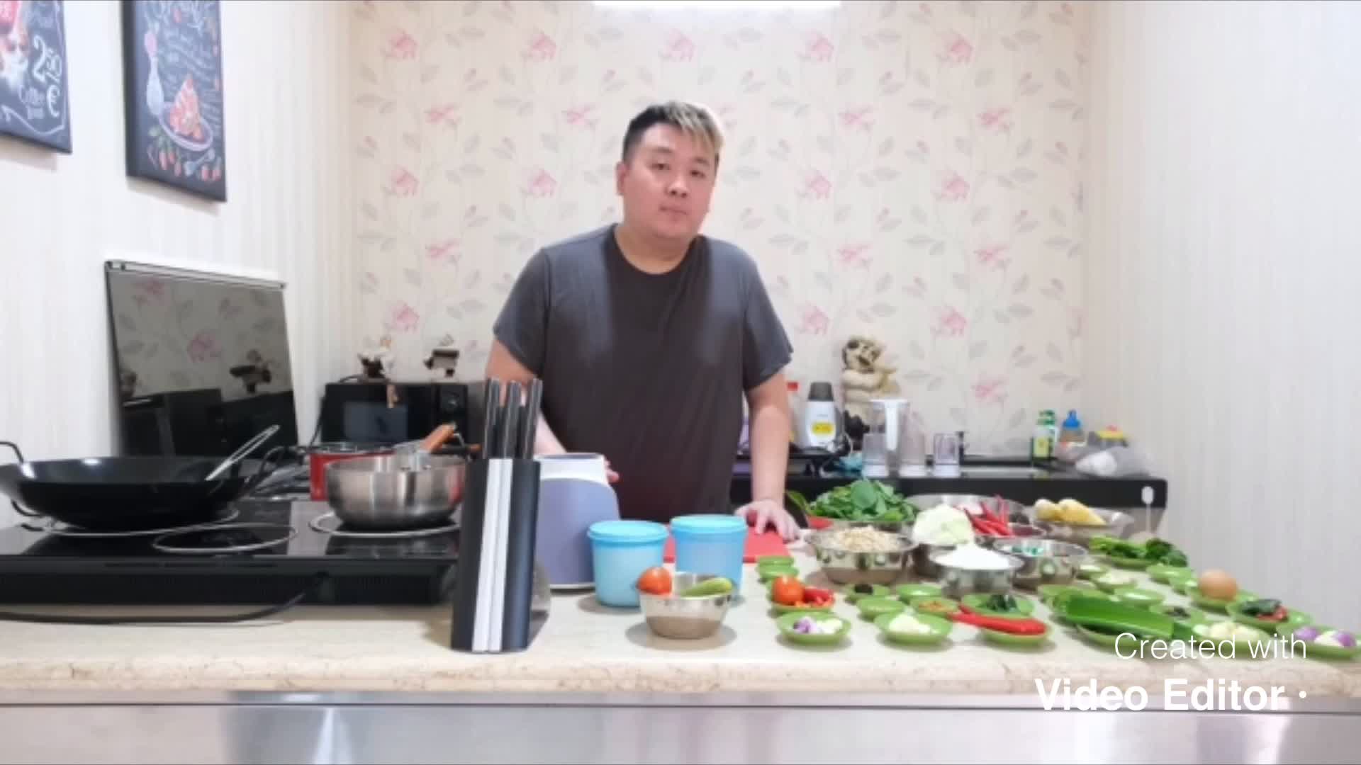 Nasi uduk ayam bakar bumbu rujak urap urap dan bakwan jagung #auditionmci8 