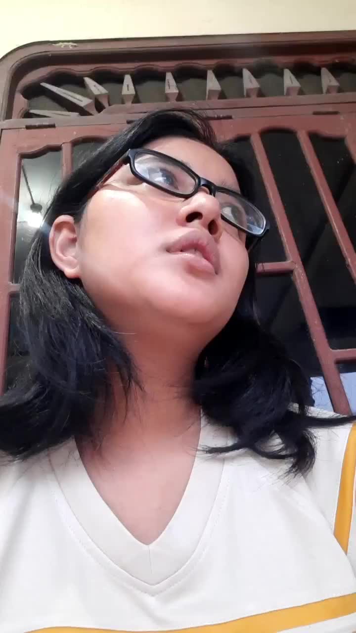 lebay amat neng