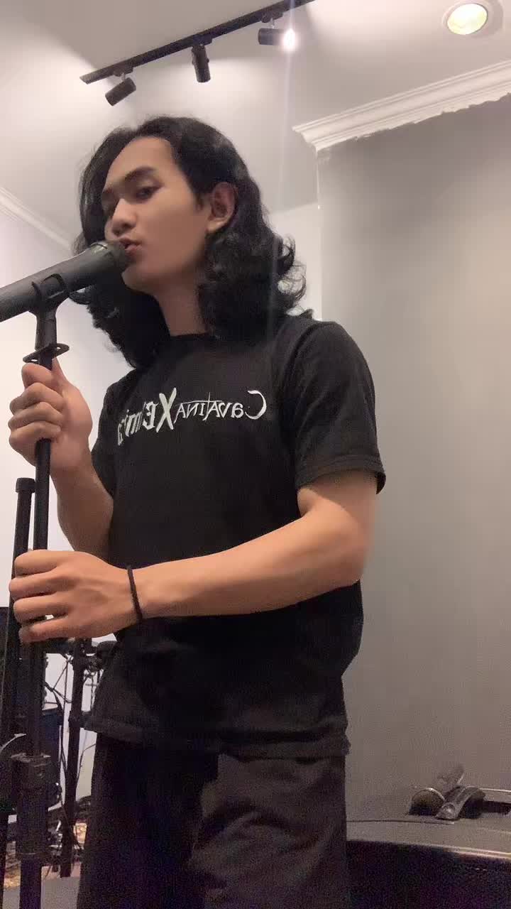 Sudah - dewa19 Feat Ello
"Oh dinda semua berakhir sudahh"😬 udah kya ello belum nih🤣