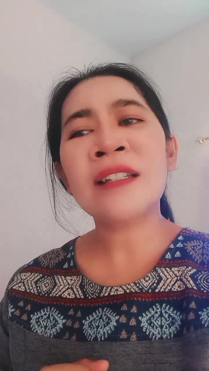 Titik irianingsih ( Cover lagu Seraya  ) bantu like ya.. terima kasih sebelumnya 🙏