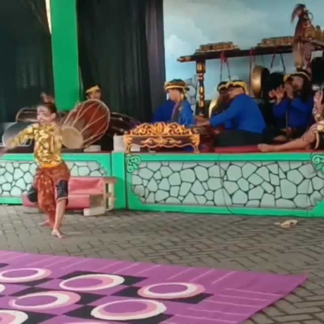 pejuang tawa surabaya,yoga tuwek,masih banyak lg vidio yoga tuwek,bang bantu bang buat sambung pawon pekerja seni,🙏🙏🙏🤝🤲