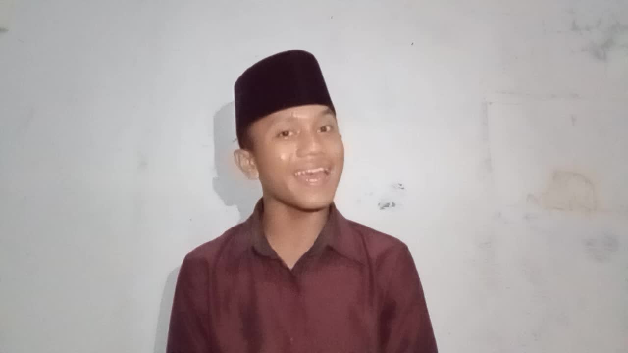 nama:Rohman umur:16 kota asli:Karawang Pakisjaya judul lagu: rokt'aina&yatoibah