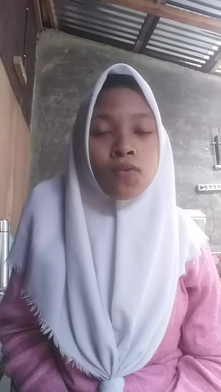 XFI 2021 SOLO Magfirah rahma sari 21 tahun Maninjau Terlalu Cinta (Rossa) 