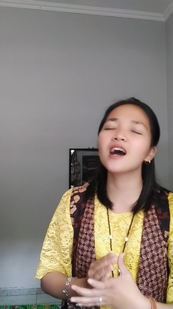 XFI2021 SOLO MARMI ANJELIN 25 TAHUN SEMARANG BUNDA & INDONESIA JAYA
