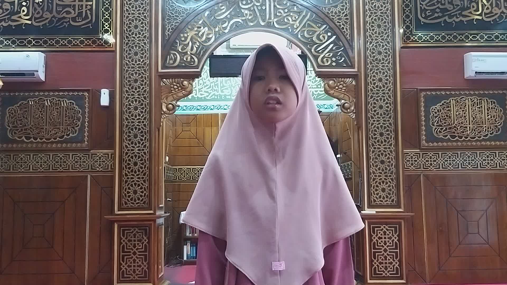 Assalamu'alaikum saya Aysila Ananda Nugrah dari Kota Palu Sulawesi Tengah.. jangan lupa dukung sya yaa teman teman...