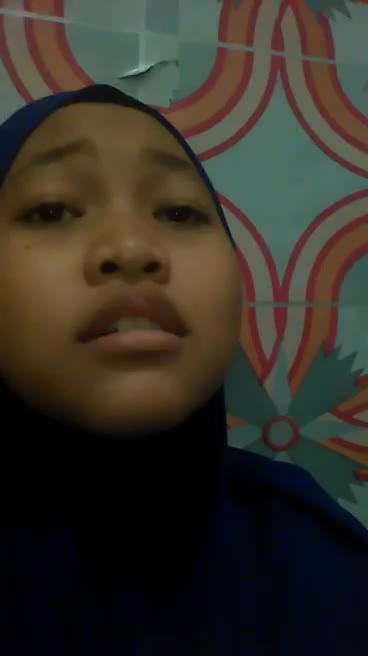 nama:chilma,umur:15th,asal daerah:jombang jatim,hobi:memasak&benyanyi,motivasi:ingin membagakan ortu,judul lagu:assalamualaika ya rosulullah