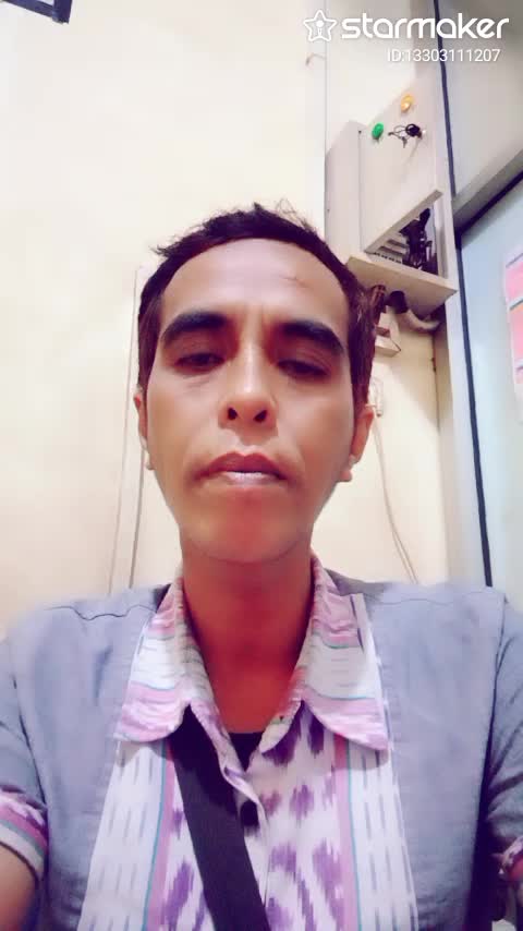 Nama : Santo   Asal : Makassar           Judul lagu : pantun cinta                         #Onlineauditionrisingstardangdutindonesia 