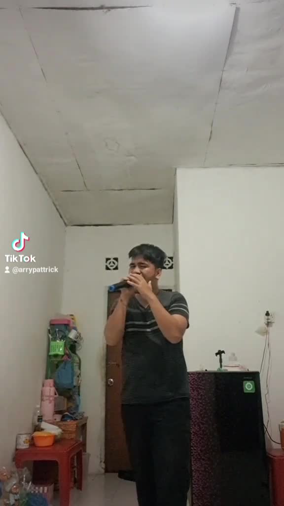 xfi2023 vocal solo //cover she'sgone// Nama : Arry.pattrick Tobing //usia: 26// kota batam// salam kenal mari berteman