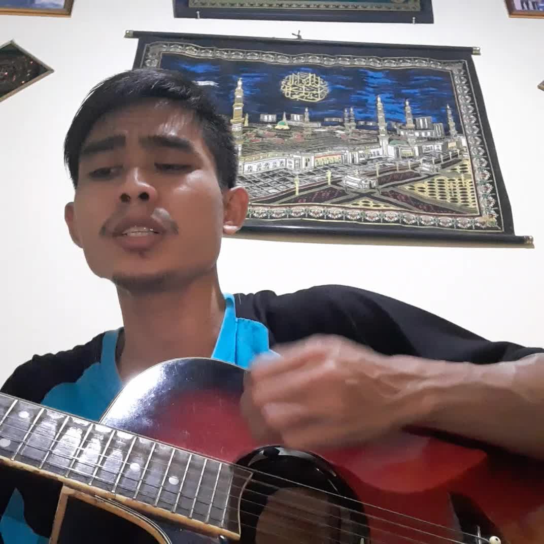 Salah Satu hobi Saya Adalah Membuat Lagu ,INI Lagu ciptaan Saya Saling Melukai#ONLINE