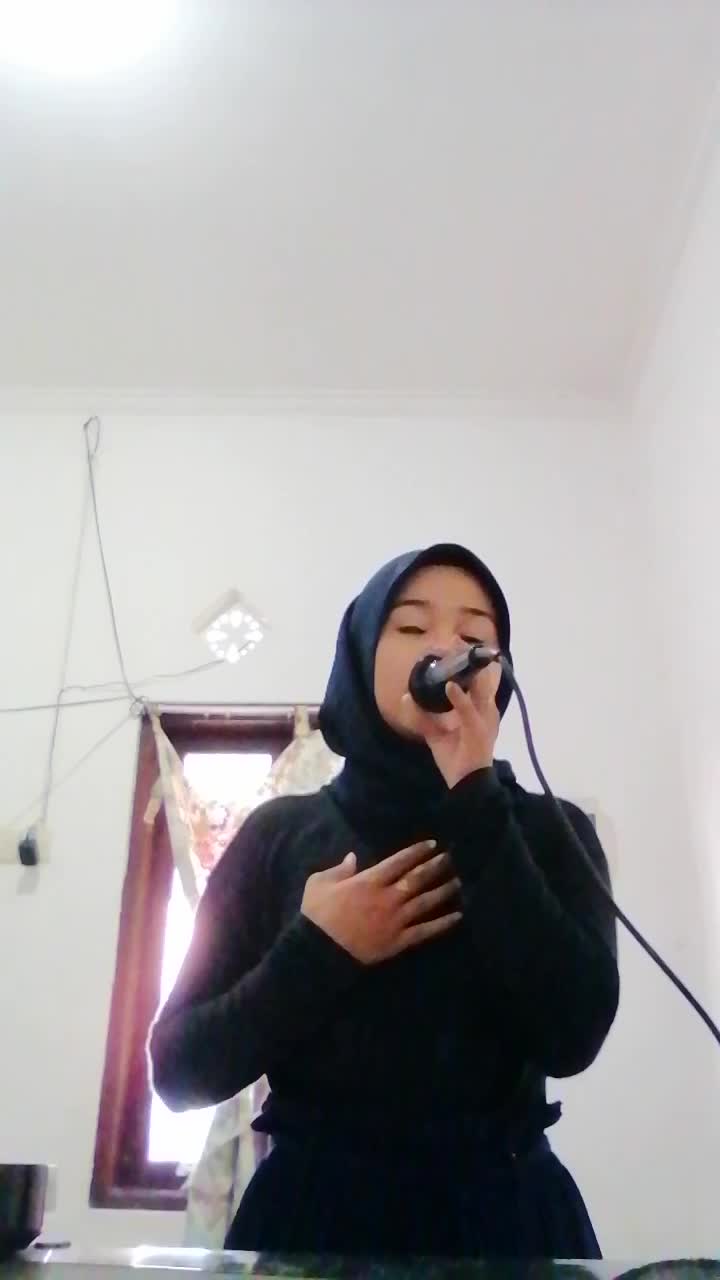 Tanpa Batas Waktu-Ade Govinda ft. Fadly (cover by Febrianty) 