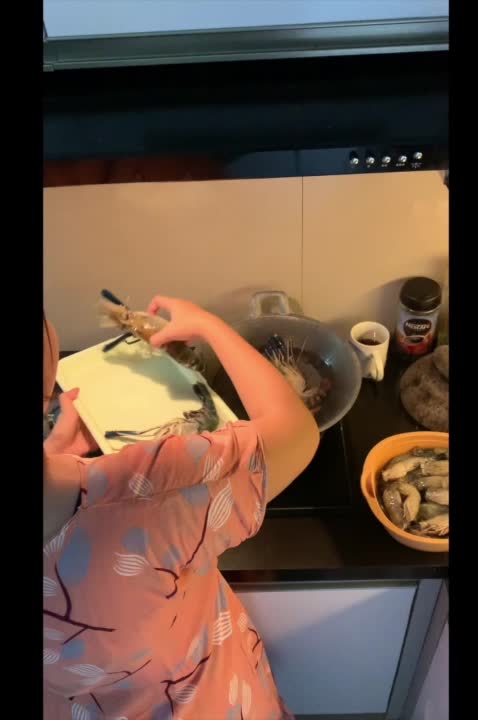 Sinta Rahmawati - Pangandaran - Udang galah khas pangandaran saus tiram..