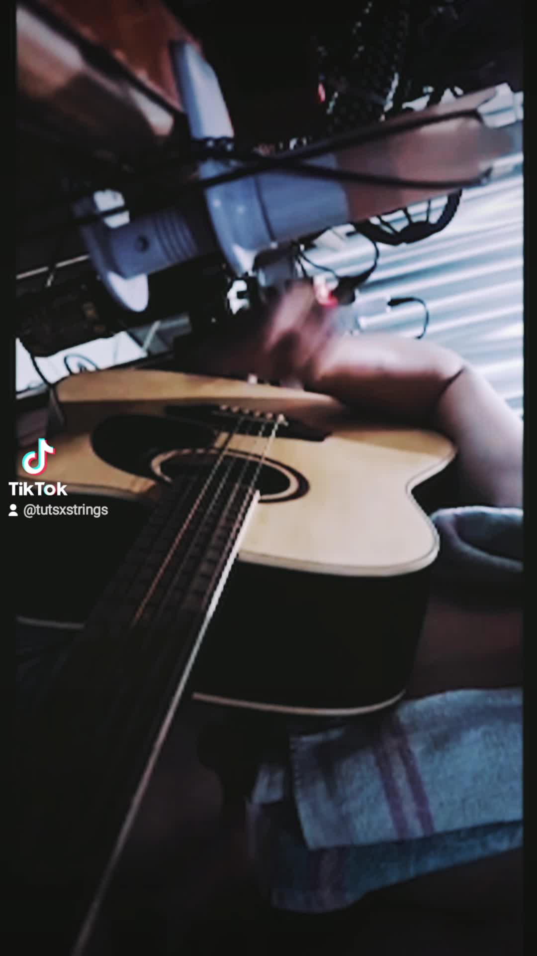 As It Was - Harry Styles (J's Fingerstyle Cover)