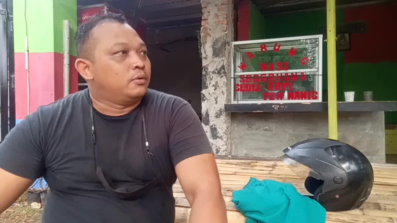 judul : mancing keributan   nama grup :duo bejaT  personil 1 :  