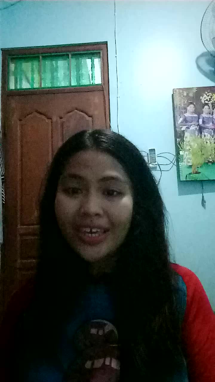 nama saya ferlina riski amanda. usia 21 tahun. hobi menyanyi. motivasi agar bisa mewujudkan impian menjadi seorang bintang