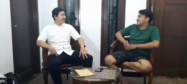 yuga (24th) dan Andi(25th)nama grup wajik .asal sidoarjo..judul atasi pengangguran tanpa solusi 