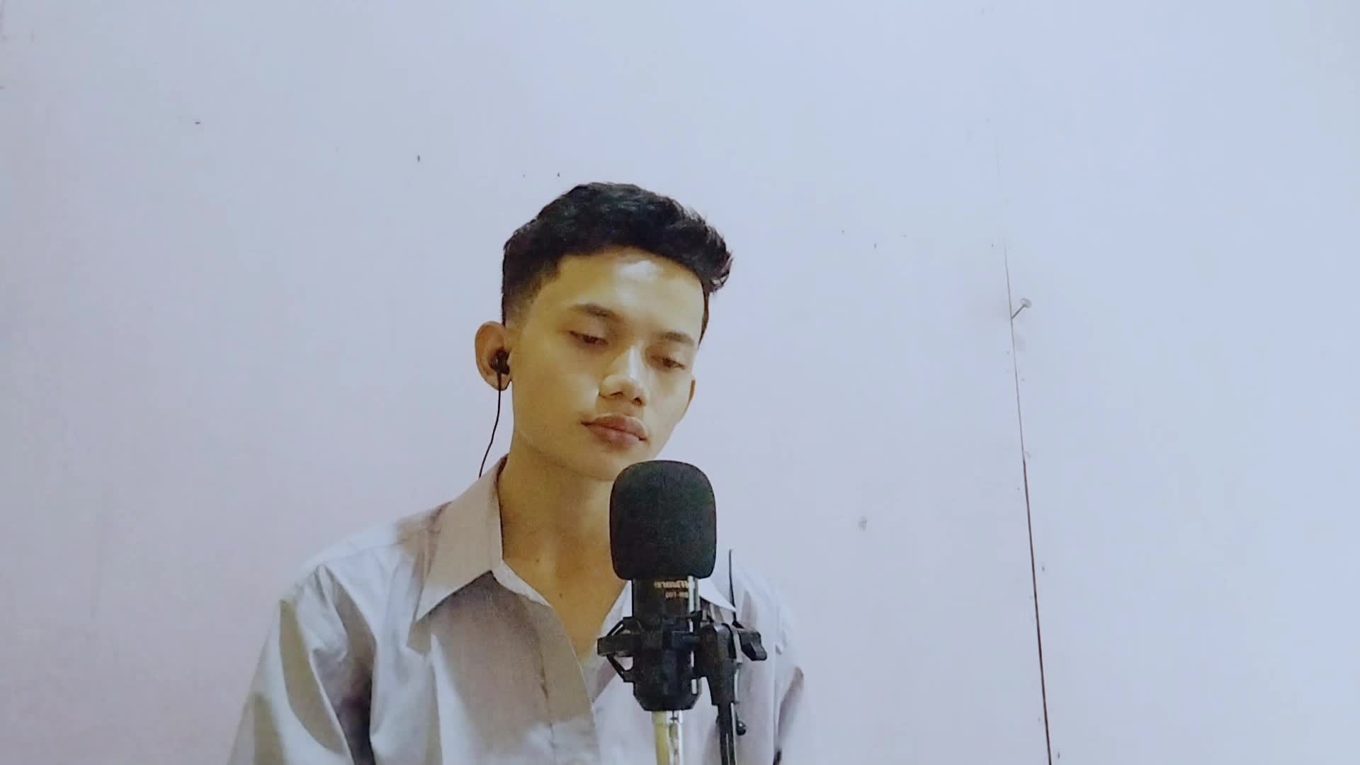 XFI2021 SOLO JEFRI 21 LUMAJANG, JAWA TIMUR CREEP-RADIOHEAD, ONE LAST CRY-BRIAN MCKNIGHT