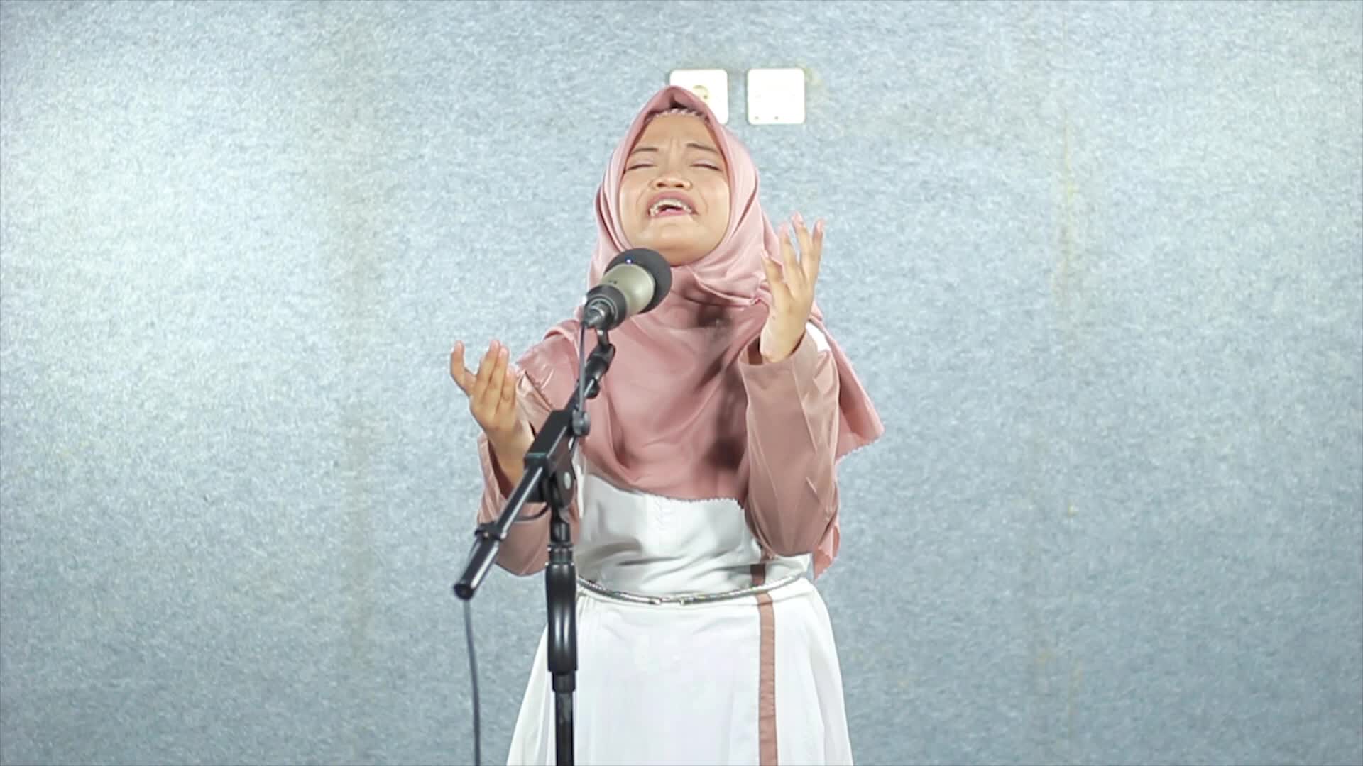 Friska Triana NS_16tahun_Jember_Ya Sayyidi  #voiceoframadangtv