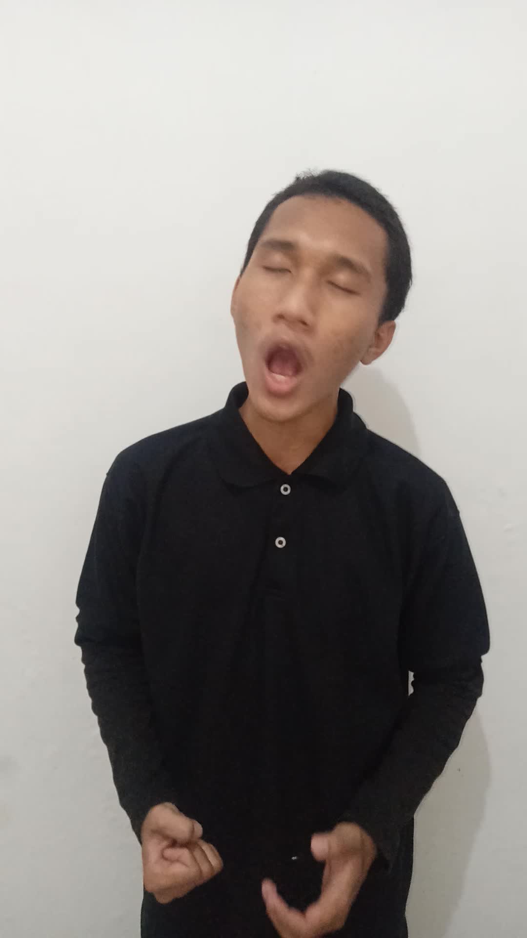 XFI2021 SOLO EUSEBIUS_PETER_VERCELLY 19TAHUN SURABAYA O_MIO_BABBINO_CARO
